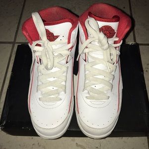 Jordan Retro 2’s